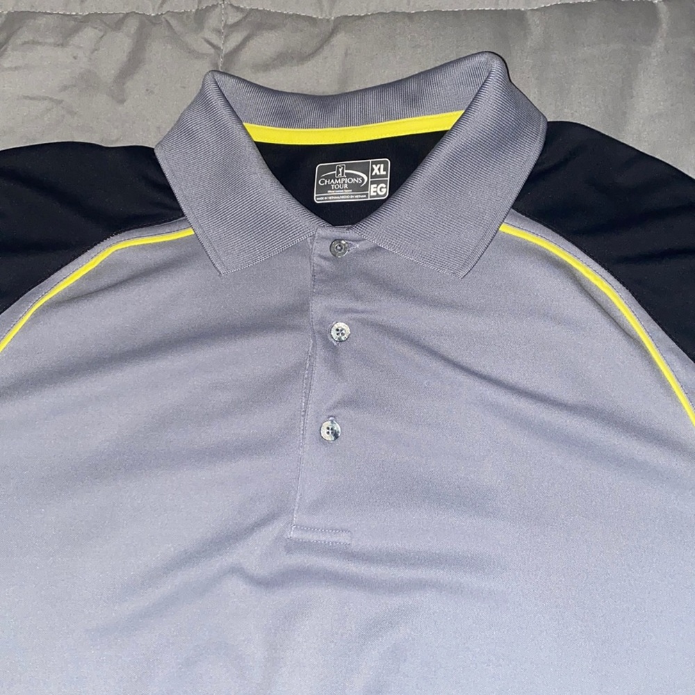 XL mens golf shirt